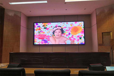 惠州某高級中學(xué)室內P3全彩led顯示屏